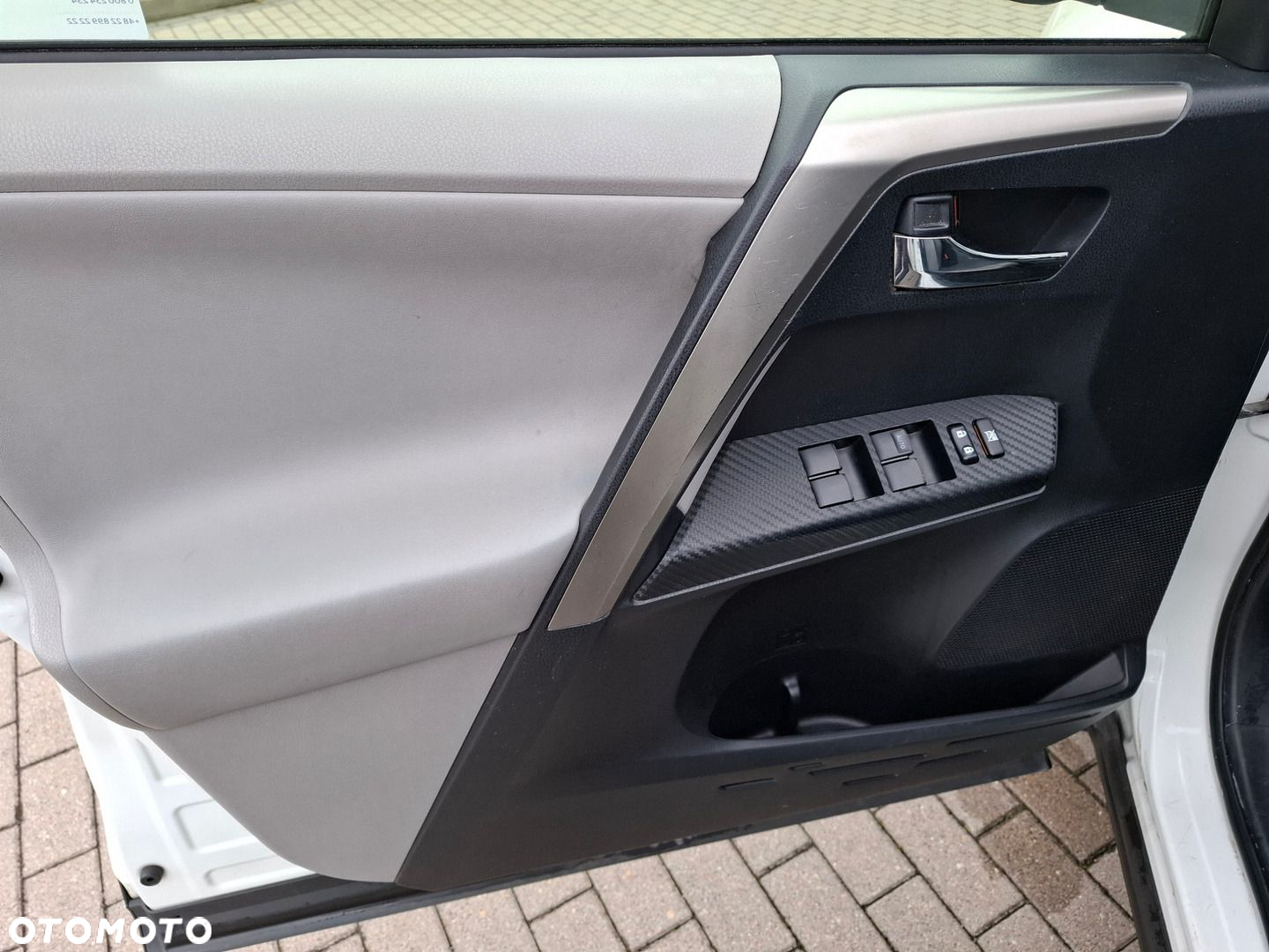 Toyota RAV4 2.2 D-CAT Prestige - 12