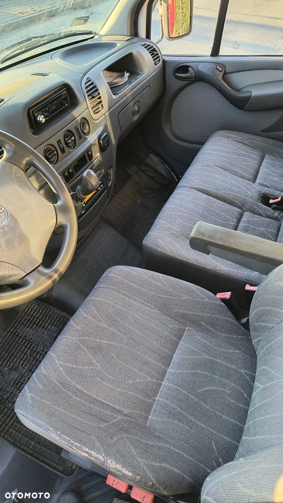 Mercedes-Benz Sprinter 616 - 16