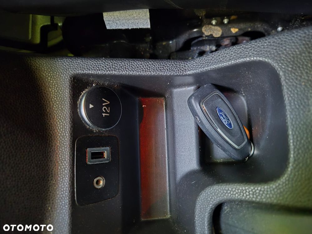 Ford EcoSport - 12