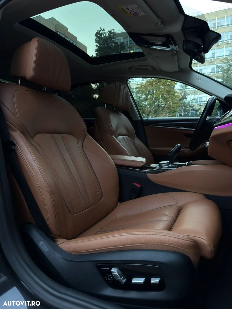 BMW Seria 5 530e xDrive Aut. Luxury Line - 15