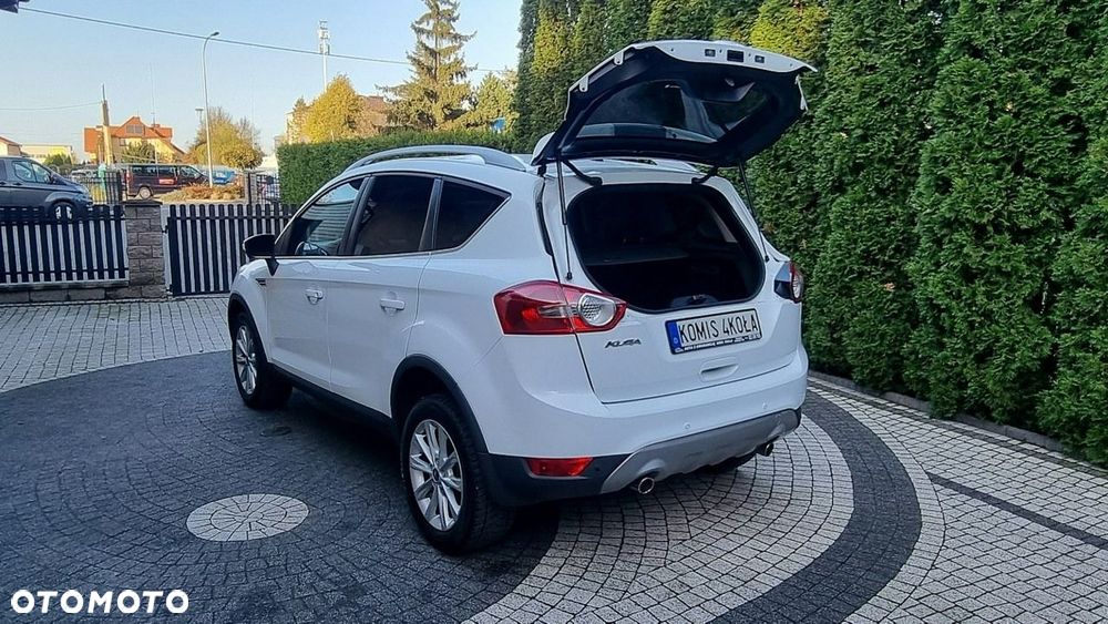 Ford Kuga - 4