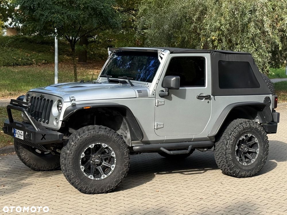 Jeep Wrangler 2012 photo 2