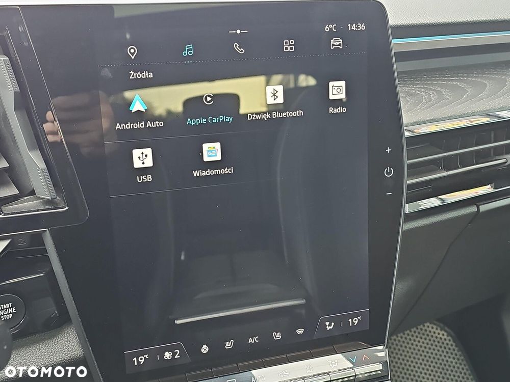 Renault Austral 1.3 TCe mHEV Iconic - 20