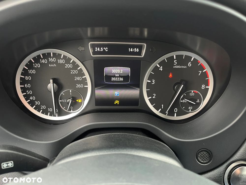 Infiniti Q30 - 21