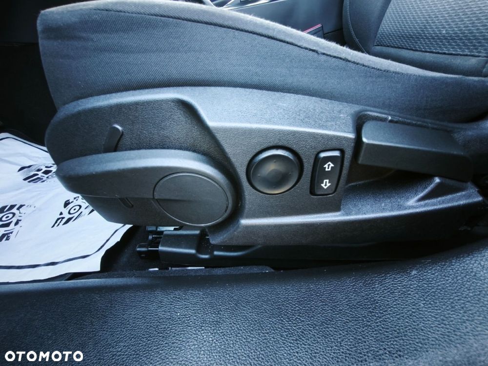 Opel Insignia - 13