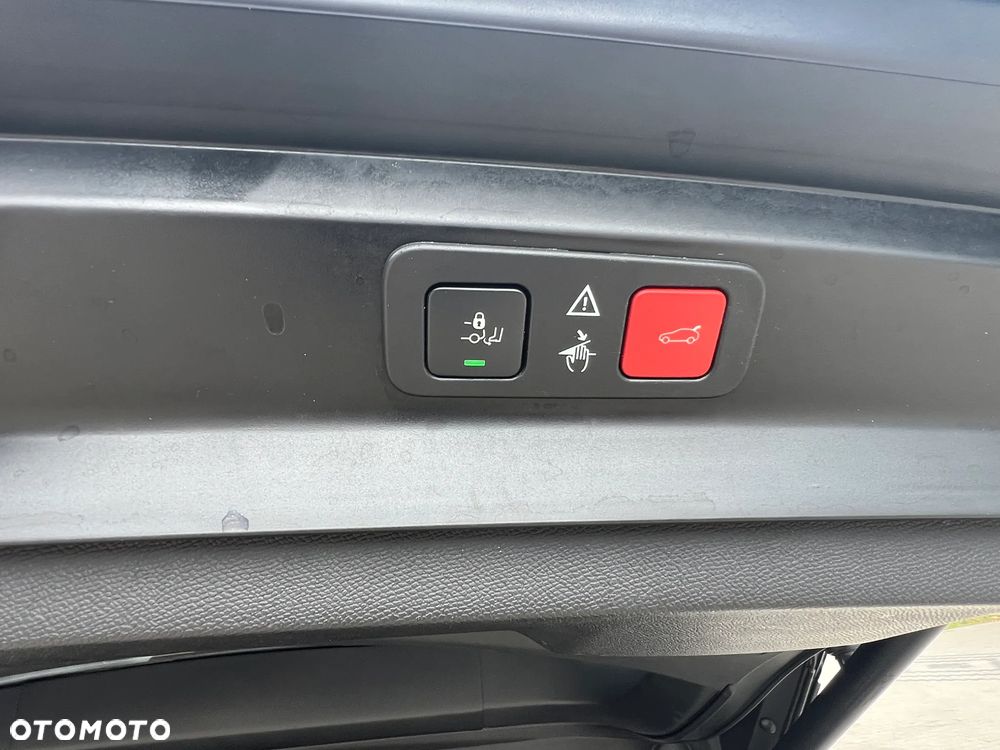 Peugeot 5008 BlueHDi 130 EAT8 GT - 30