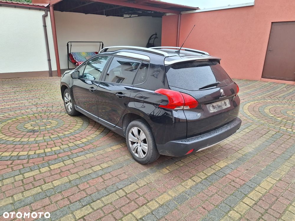 Peugeot 2008 PureTech 82 Style - 3