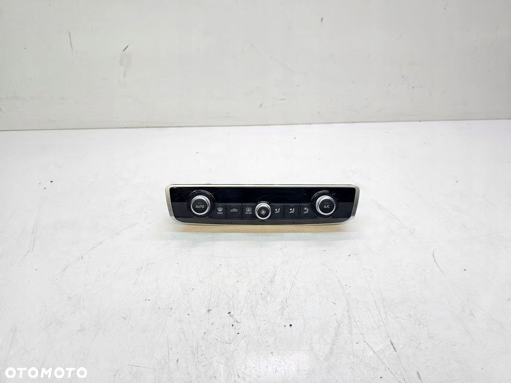 PANEL KLIMATRONIK AUDI A3 S3 8V 8V0820043C - 1