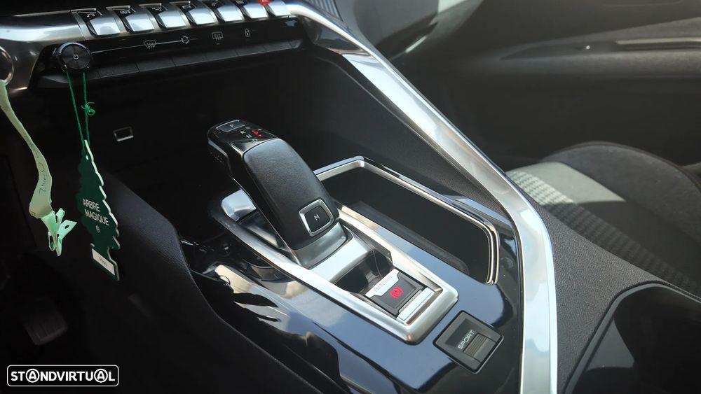 Peugeot 3008 PureTech 130 Stop & Start GPF EAT8 Active Pack - 16