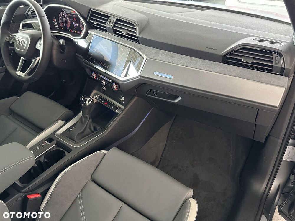 Audi Q3 Sportback - 29