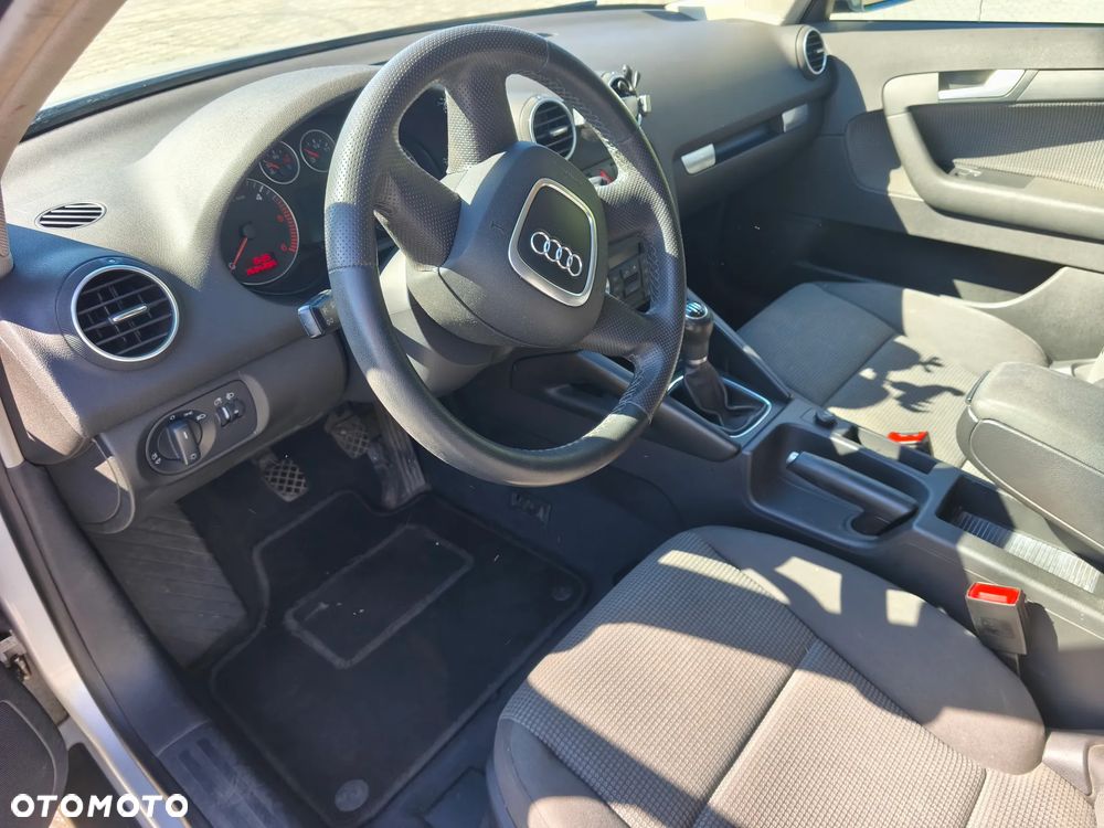 Audi A3 Sportback - 11