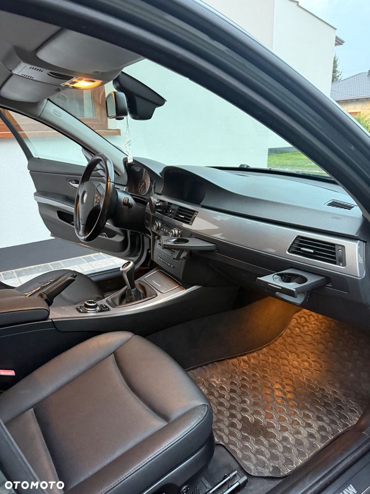 BMW Seria 3 - 11