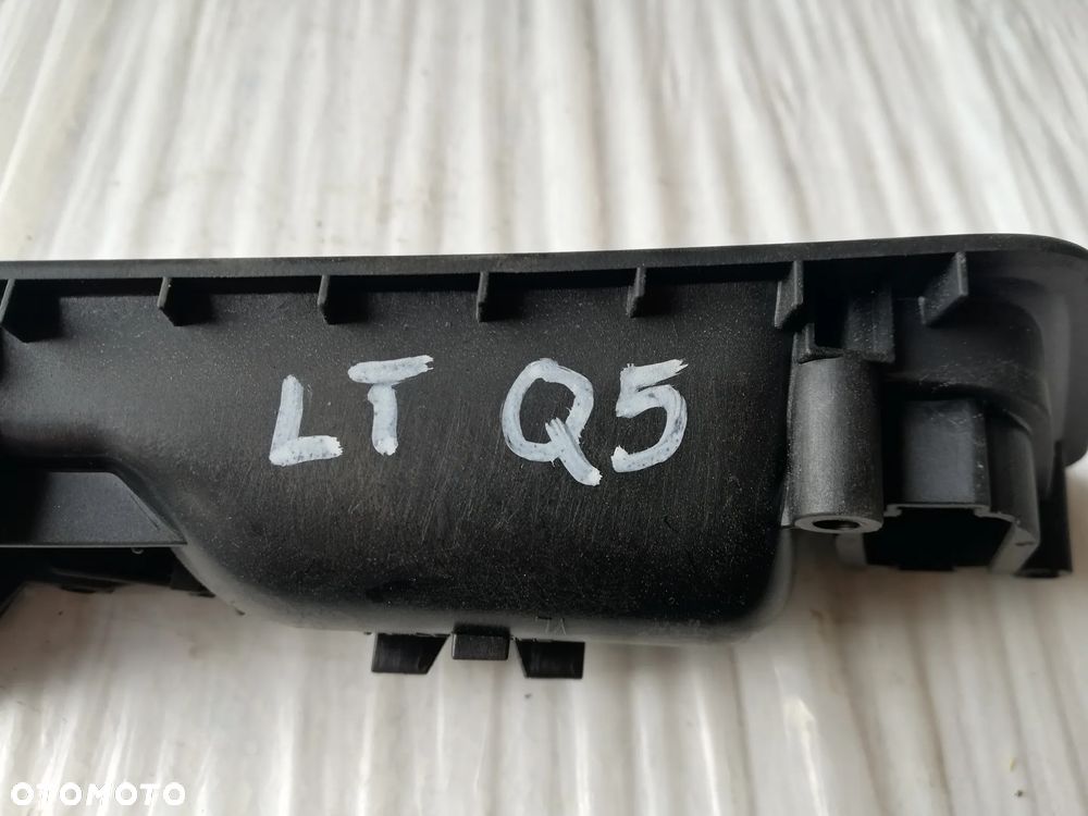 KLAMKA PRZEŁĄCZNIK CENTRALNEGO ZAMKA PRAWY PRZÓD AUDI Q5 8R 8R0837020 8R0837019 - 4