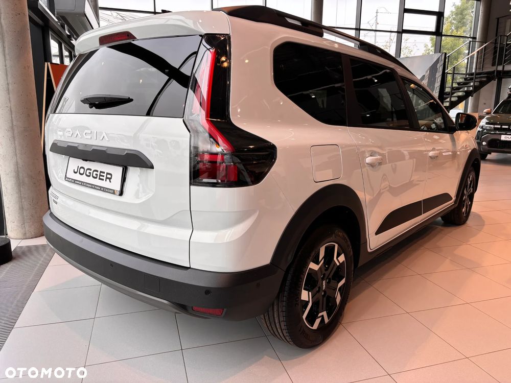 Dacia Jogger 1.8 Full Hybrid 155 Journey MMT - 3