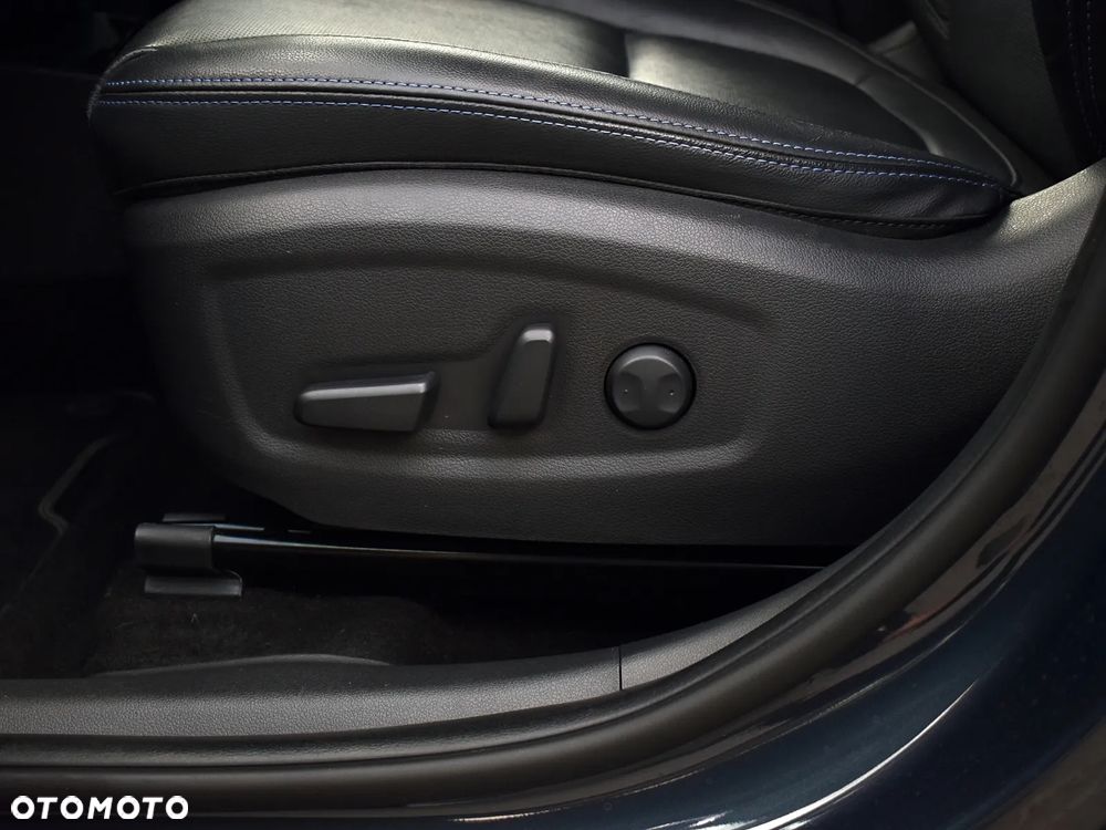 Hyundai Kona 64kWh Platinum - 19