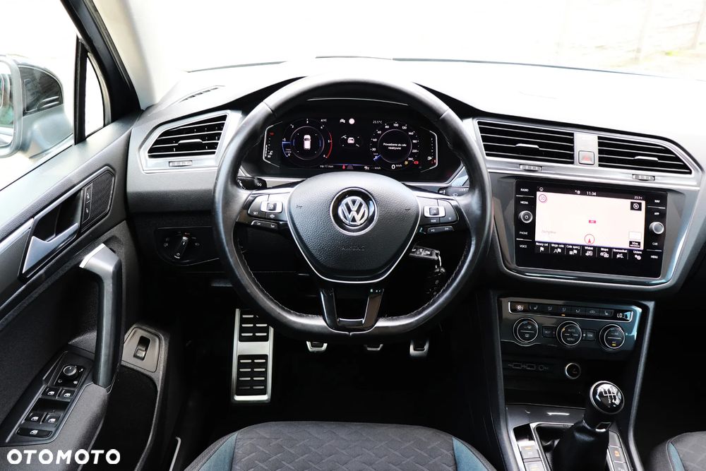 Volkswagen Tiguan 2.0 TDI SCR IQ.DRIVE - 30