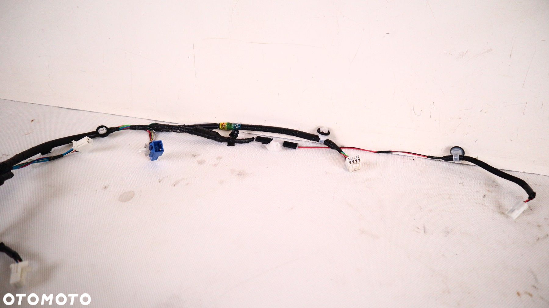 TOYOTA LAND CRUISER 200 WIĄZKA INSTALACJA DRZWI PRAWA 82153-60480B - 3