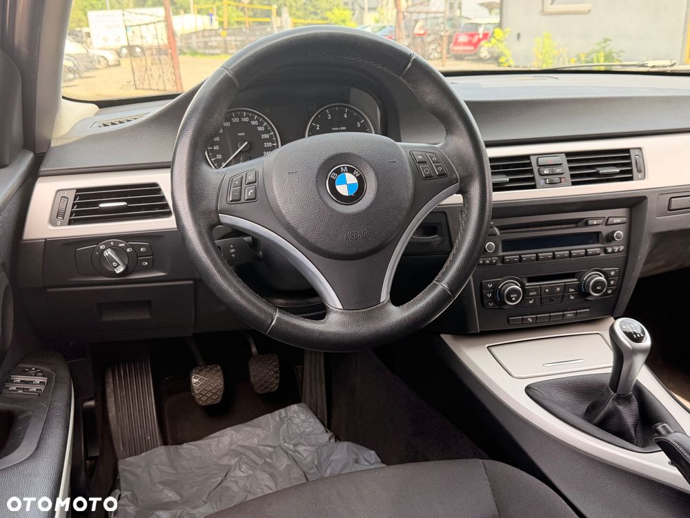 BMW Seria 3 318i Edition Lifestyle - 8