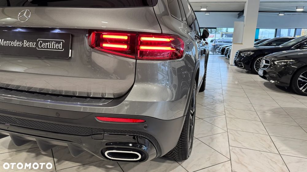 Mercedes-Benz GLB 200 AMG Line 7G-DCT - 8