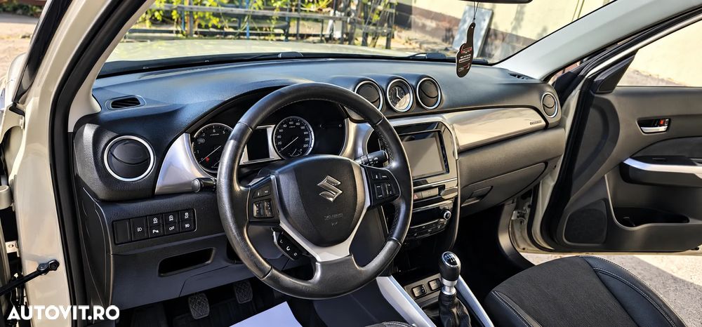 Suzuki Vitara - 5