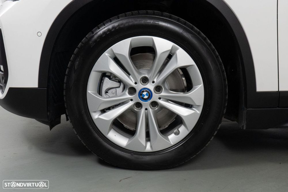 BMW X1 25 e xDrive Corporate Edition - 25
