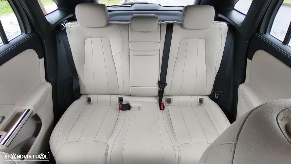 Mercedes-Benz EQA 250 - 21