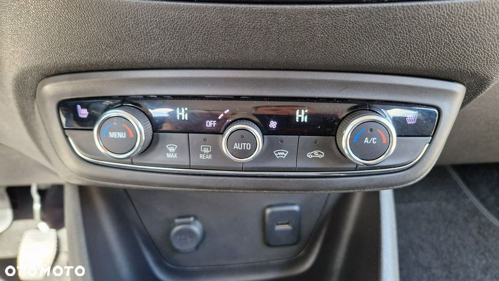 Opel Crossland X - 36
