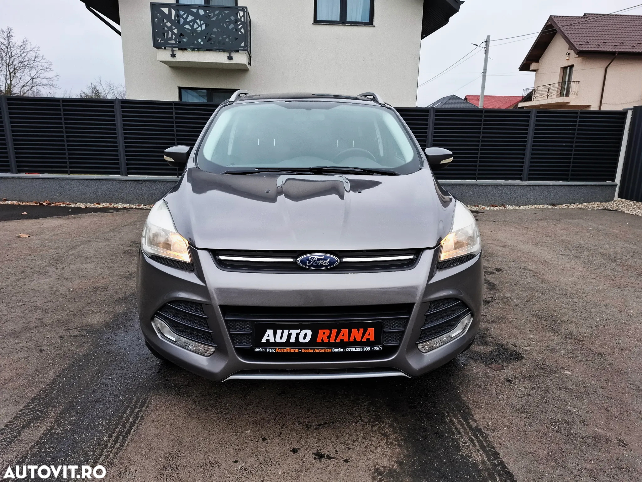 Ford Kuga 2.0 TDCi 2x4 Individual - 9