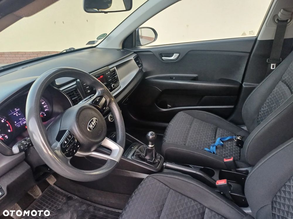 Kia Rio 1.2 Business Line - 30