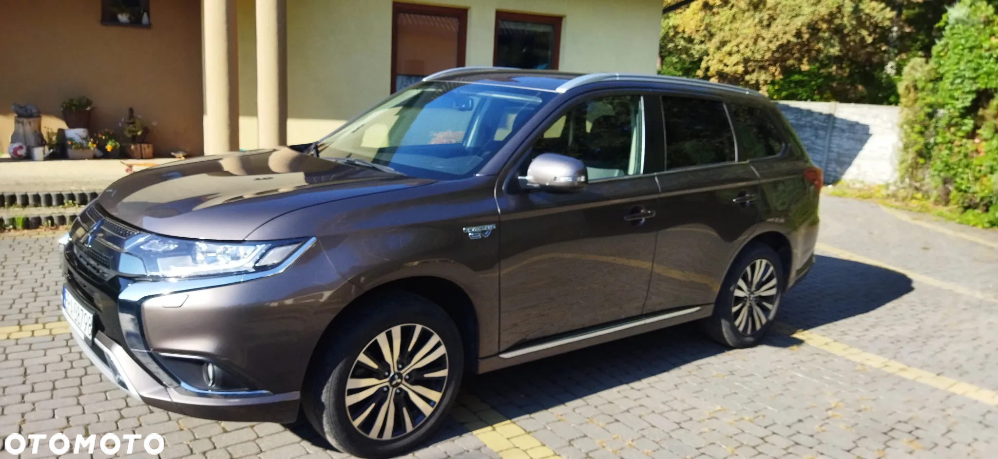 Mitsubishi Outlander - 6