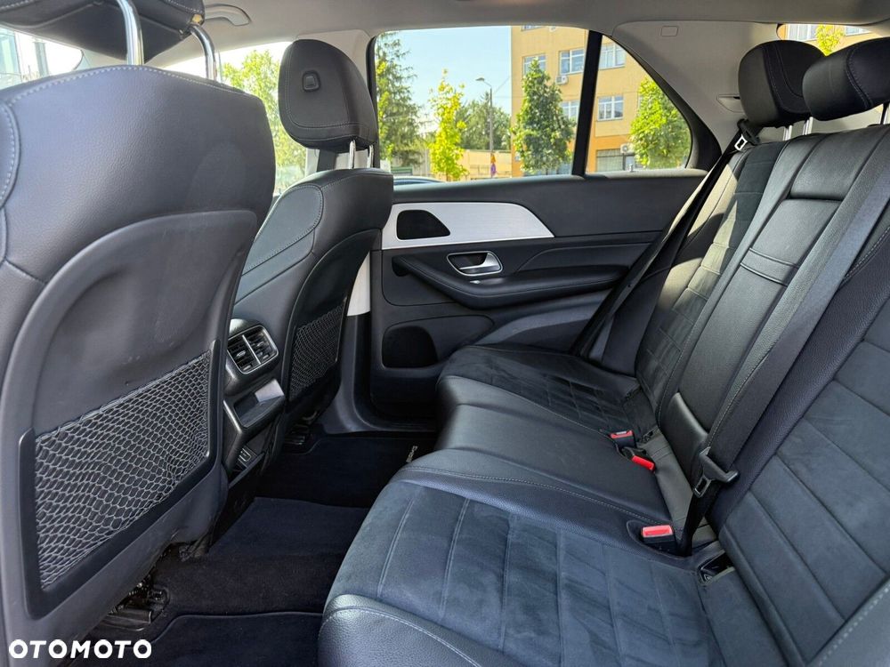 Mercedes-Benz GLE 300 d 4-Matic - 17