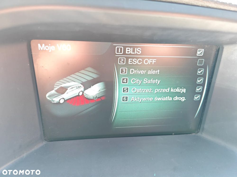 Volvo V60 D4 Drive-E Dynamic Edition (Momentum) - 17