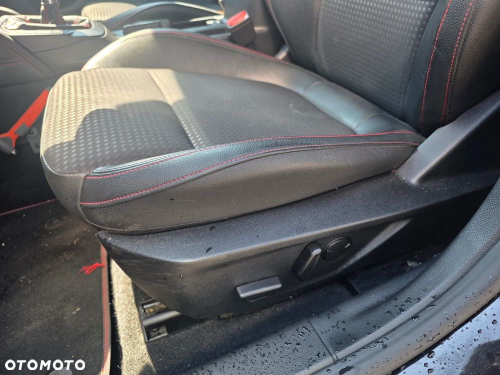 Ford Focus 1.0 EcoBoost ST-Line X - 8