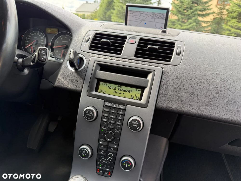Volvo C30 2.0 Momentum - 25