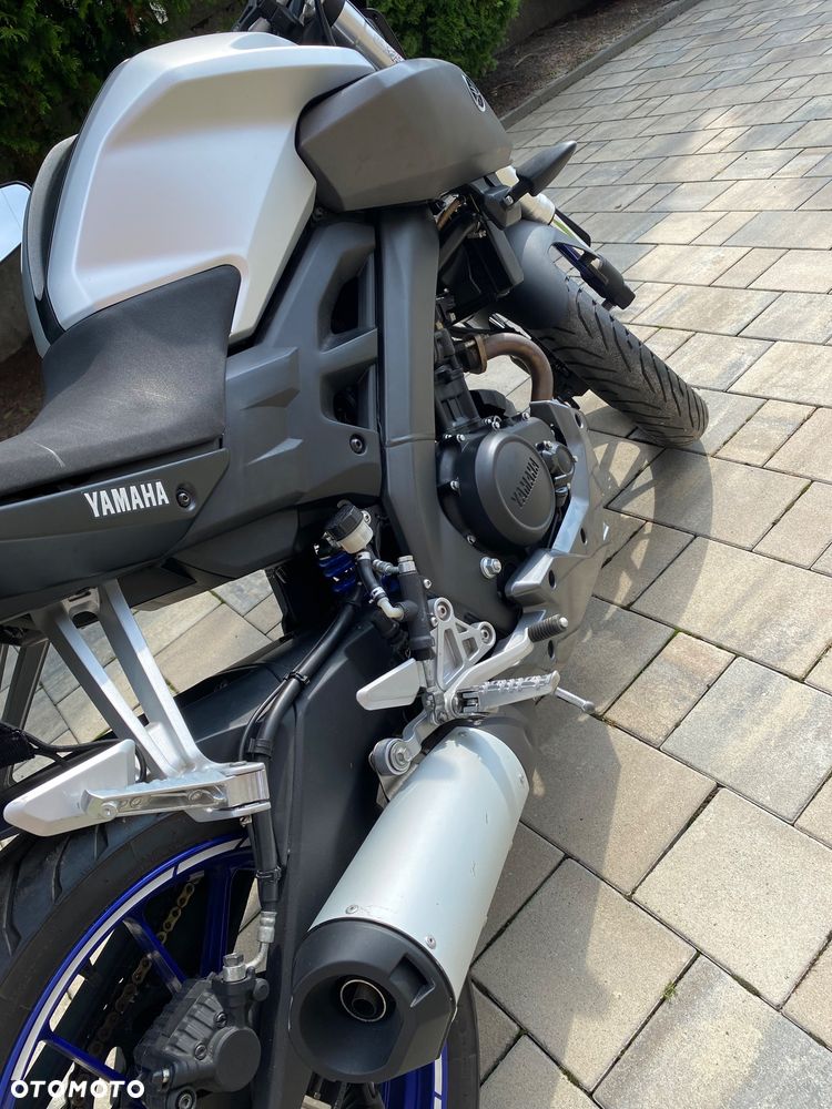 Yamaha MT - 13