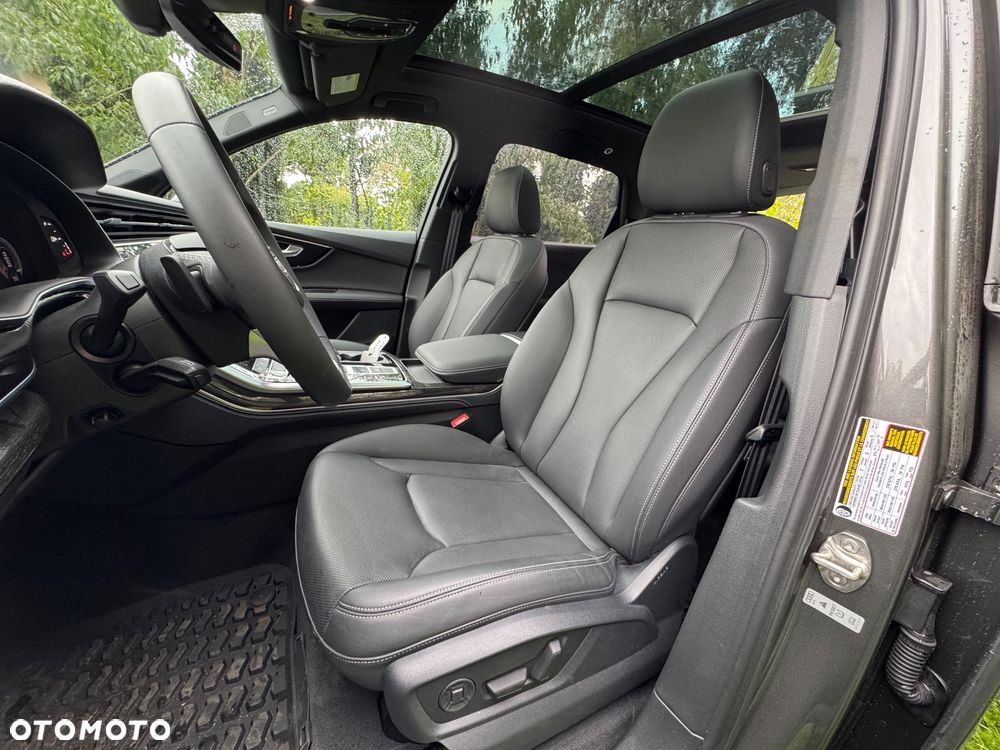 Audi Q7 - 15