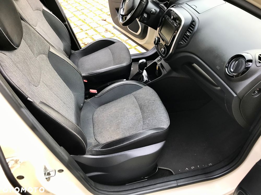 Renault Captur - 10