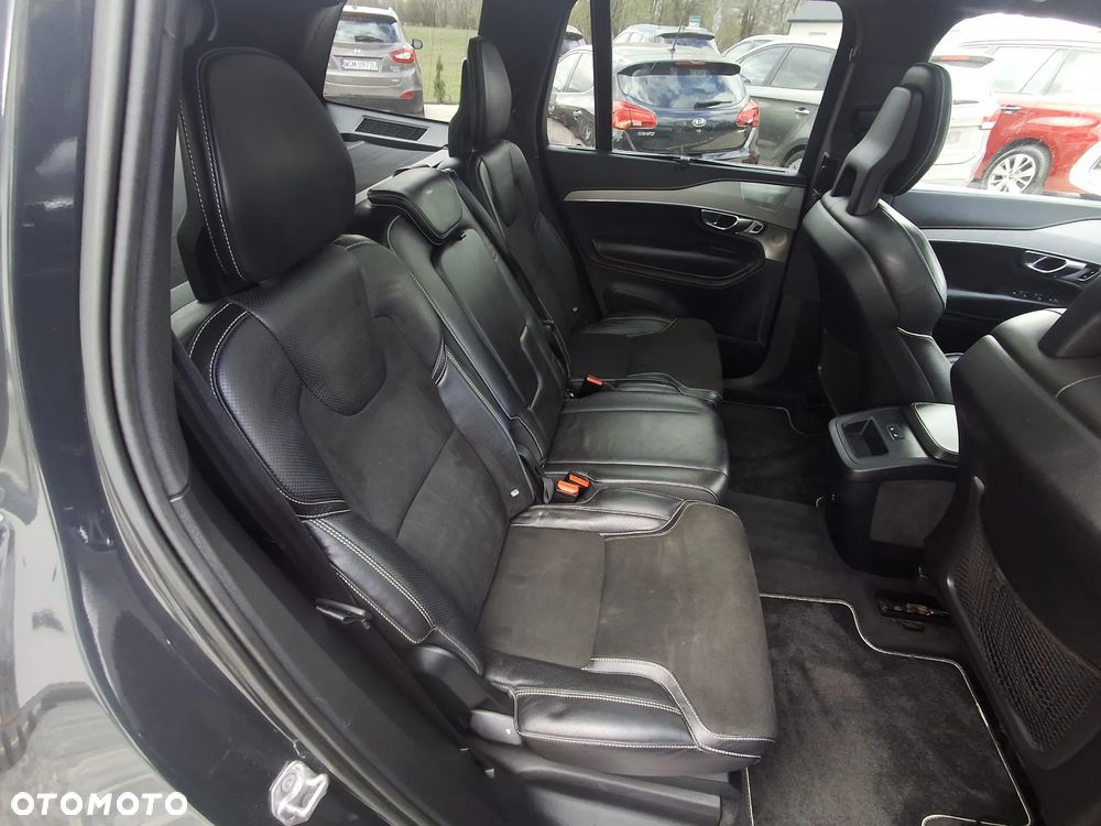 Volvo XC 90 D5 AWD Geartronic RDesign - 22
