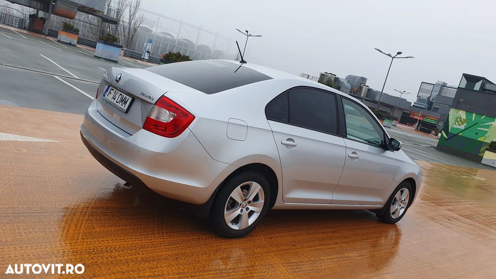 Skoda RAPID 1.2 TSI Style - 25