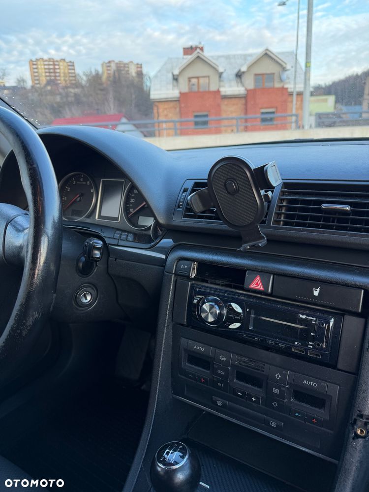 Audi A4 Limousine 1.8T - 14