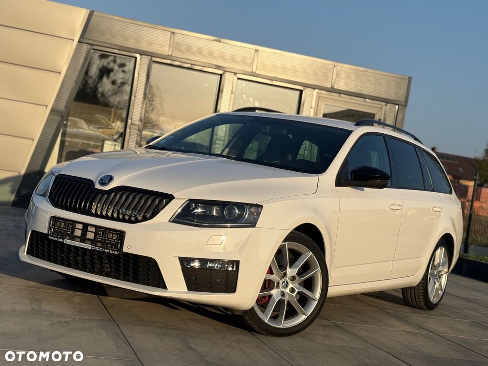 Skoda Octavia 2.0 TDI RS DSG - 6