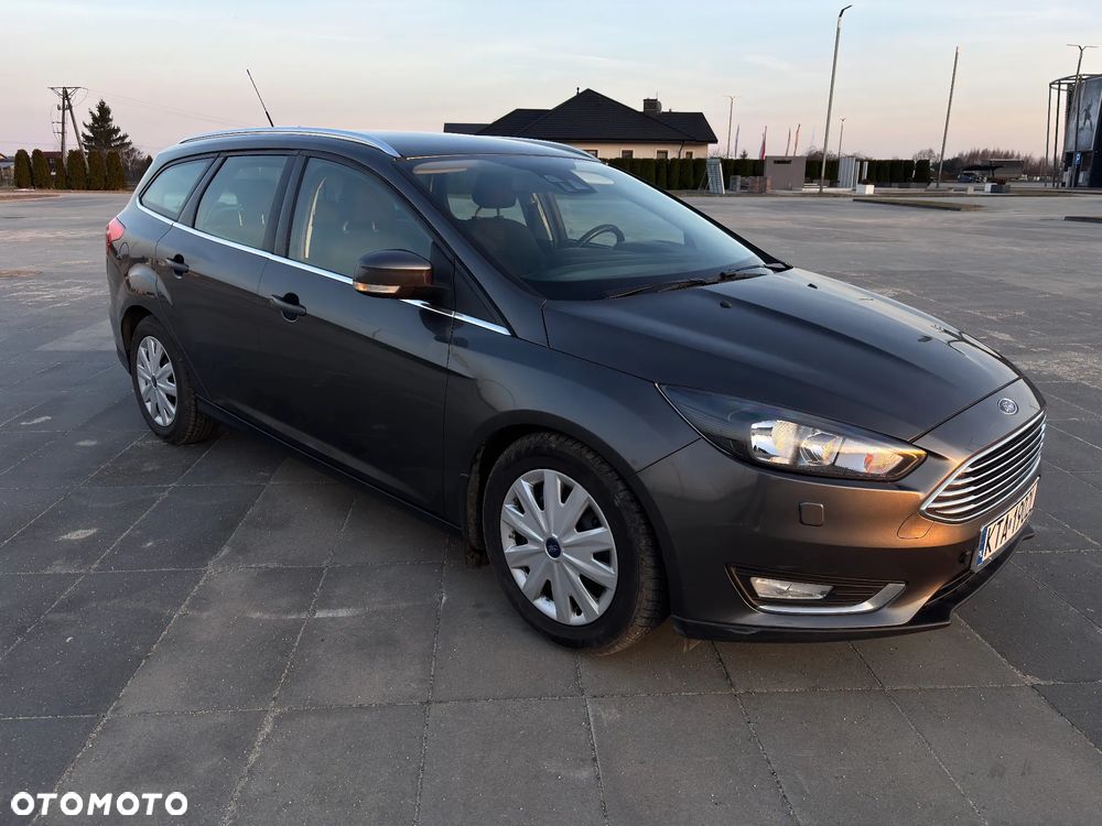 Ford Focus 1.0 EcoBoost Titanium - 9