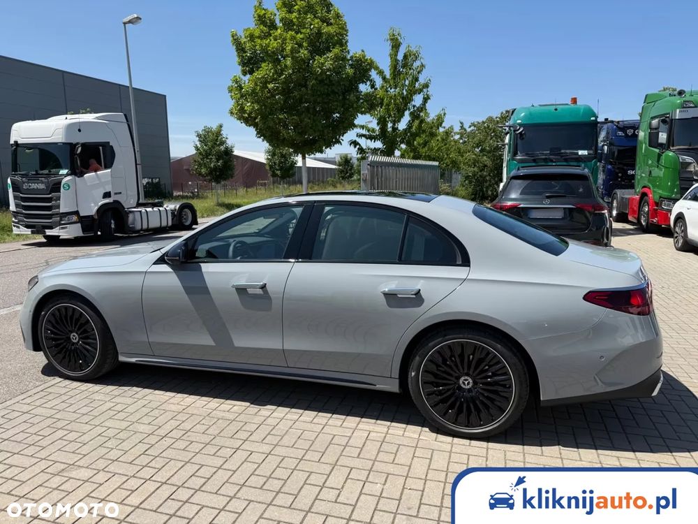 Mercedes-Benz Klasa E 220 d mHEV 4-Matic AMG 9G-Tronic - 3