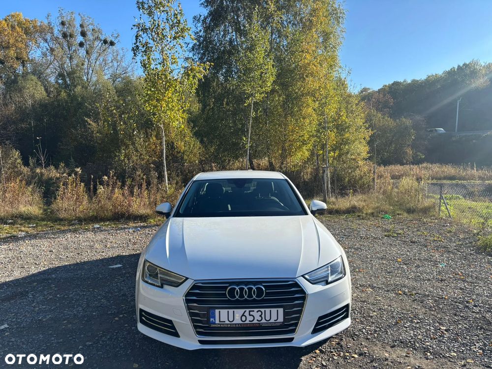 Audi A4 Limousine 1.4 TFSI Design - 3