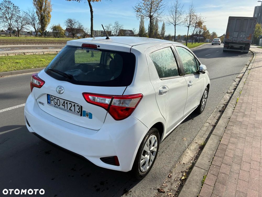Toyota Yaris 1.5 Premium - 1