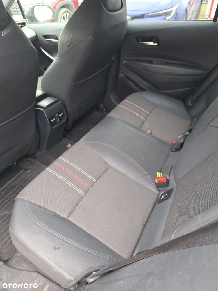 Toyota Corolla - 17