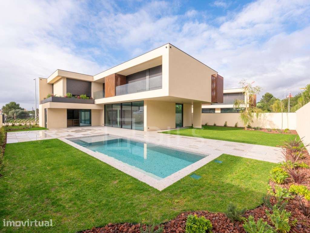 Moradia T5, contemporânea, em Birre - Grande imagem: 2/59