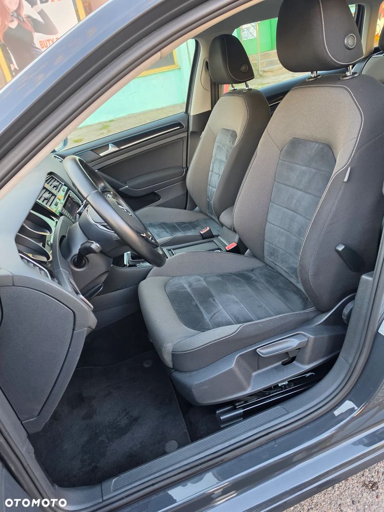 Volkswagen Golf 1.6 TDI Comfortline DSG - 33