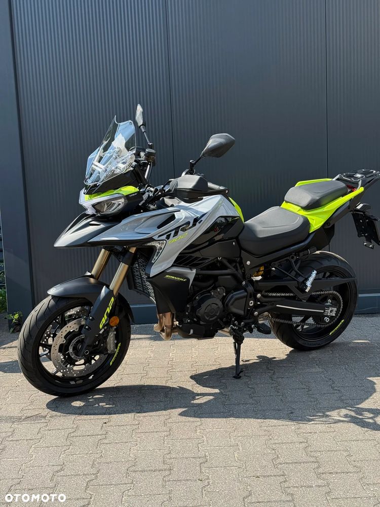 Benelli Inny - 7