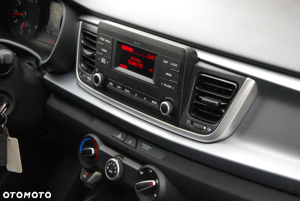 Kia Rio 1.2 M - 27
